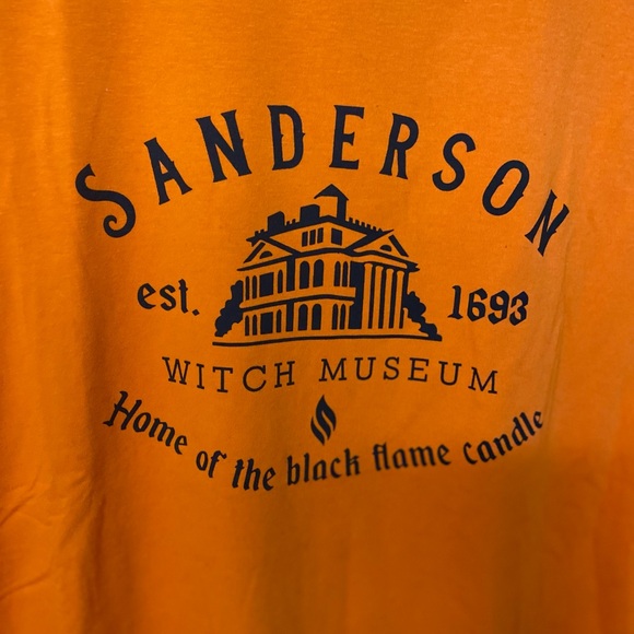 Sanderson Witch Museum Tee Shirt - Picture 2 of 3